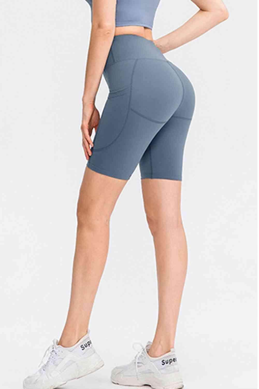 Wide Waistband Sports Shorts with Pockets for Active Wear