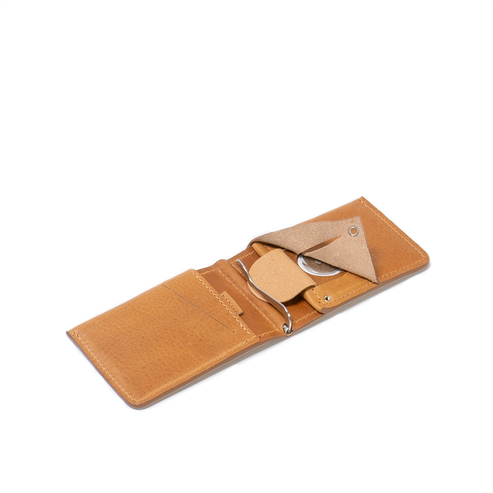 Leather Wallet with Money Clip for AirTag