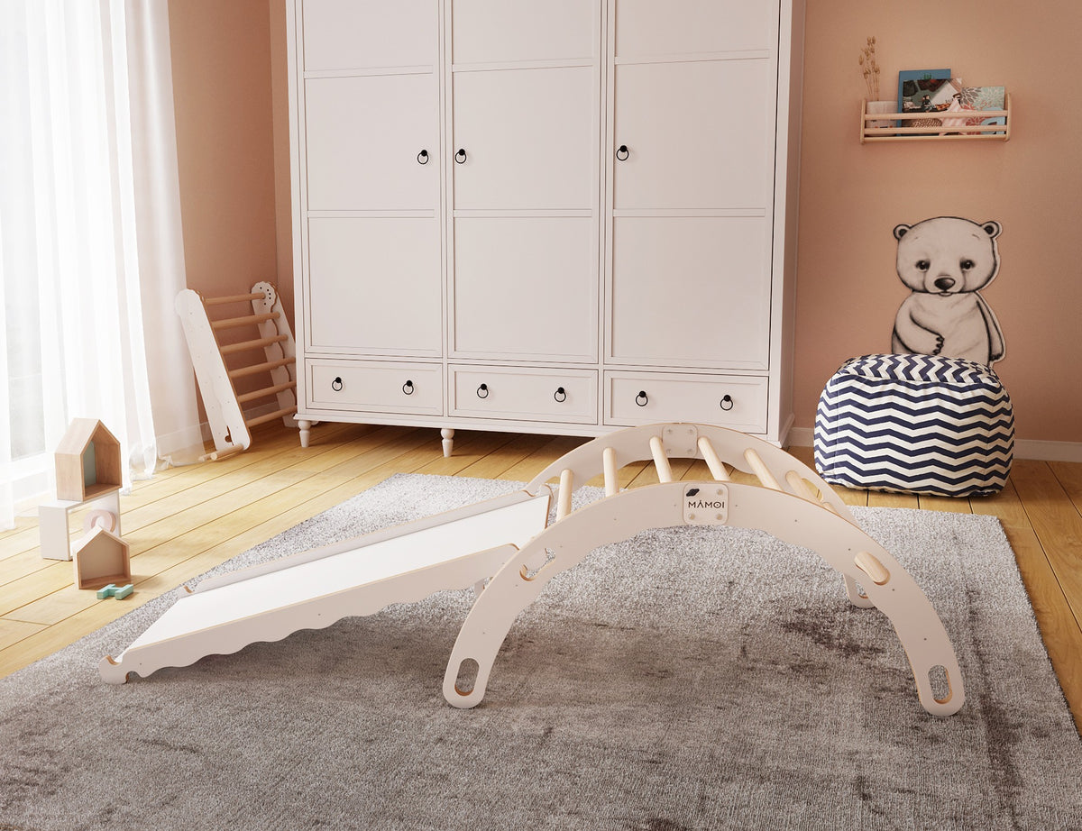 MAMOI® Arrampicata per bambini con scivolo in legno naturale, Dondolo triangolo, Altalena da casa interno, Parete arco montessori a partire da 1 anno 2/3 anni