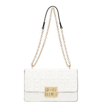 BOLSO DE HOMBRO CON CADENA Y LOGO EN RELIEVE (BLANCO)