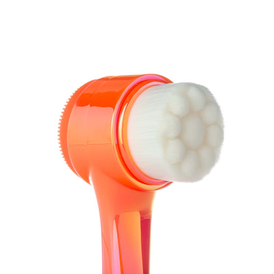 "Cleanse It" 2-in-1 Facial Cleansing & Exfoliator Brush | Almost Famous