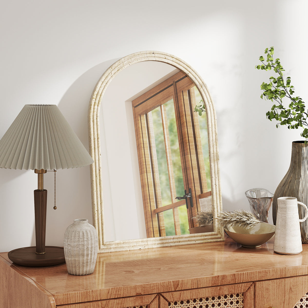 Miroir mural arqué, miroir moderne avec bord rainuré et crochets, verre trempé et polystyrène, 50 x 70 cm, beige