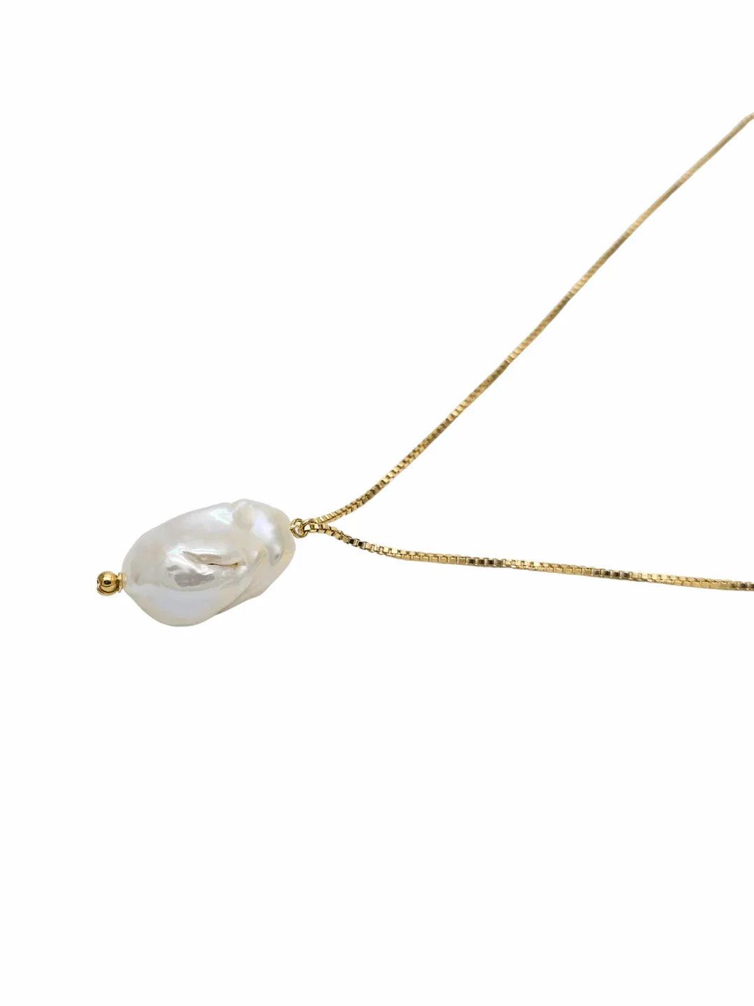 Collier long Léane et sa perle baroque