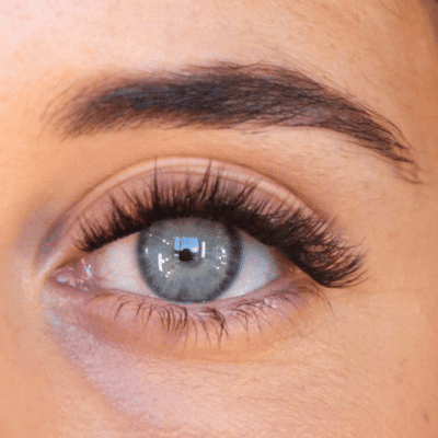 Pre-Glued Mega Volume - Press-On Lashes