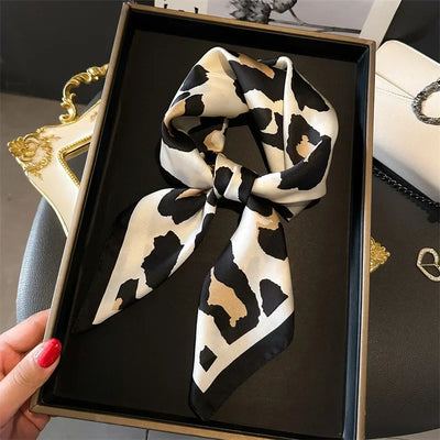 Luxury Chain Print Small Square Scarf