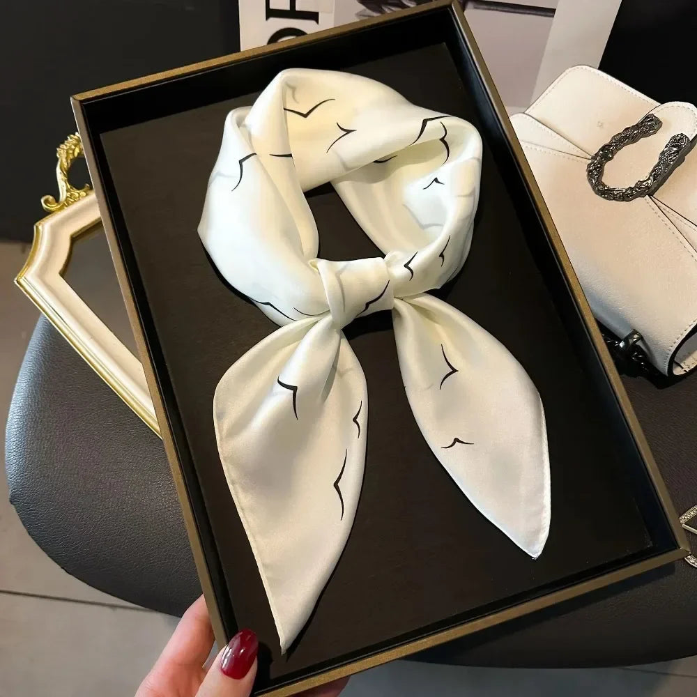 Luxury Chain Print Small Square Scarf