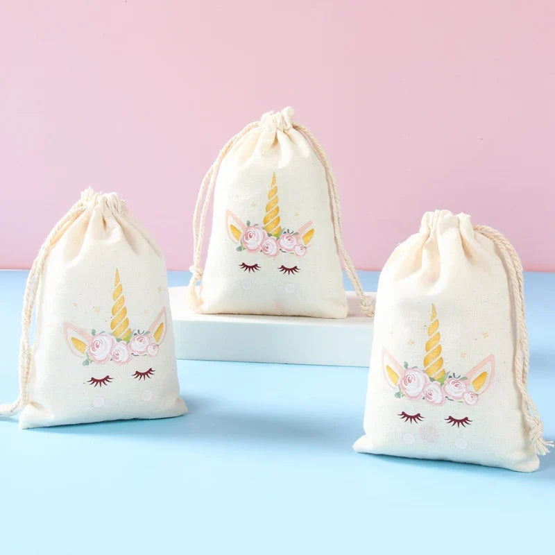 Set of 6 cotton canvas bags withanimals