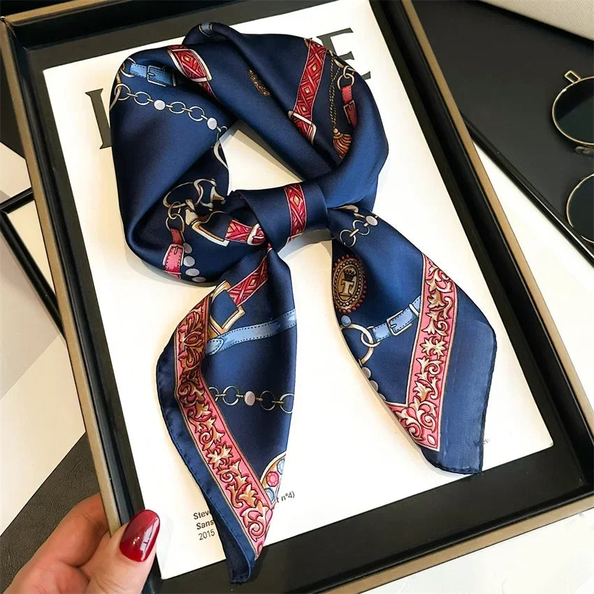 Luxury Chain Print Small Square Scarf
