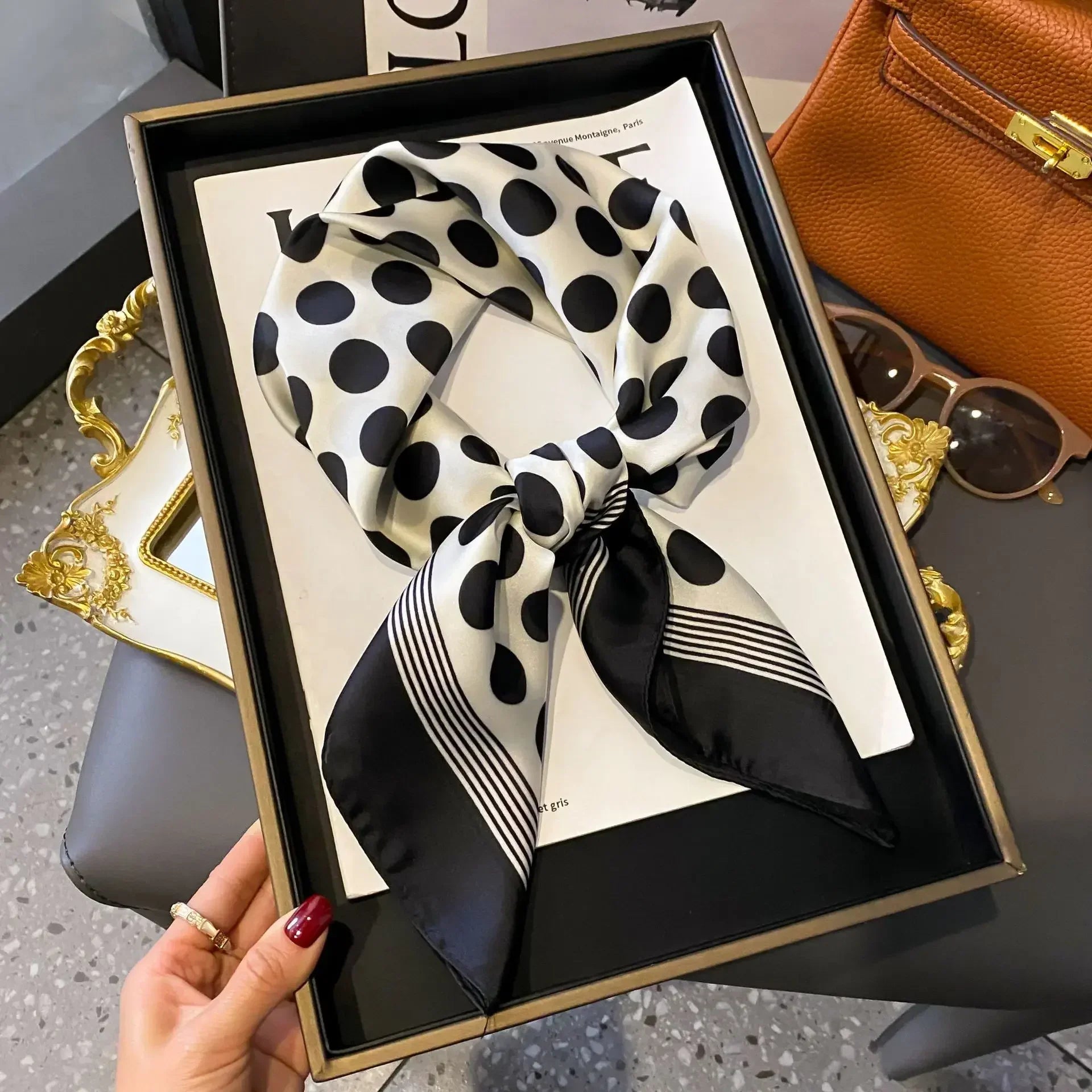 Luxury Chain Print Small Square Scarf