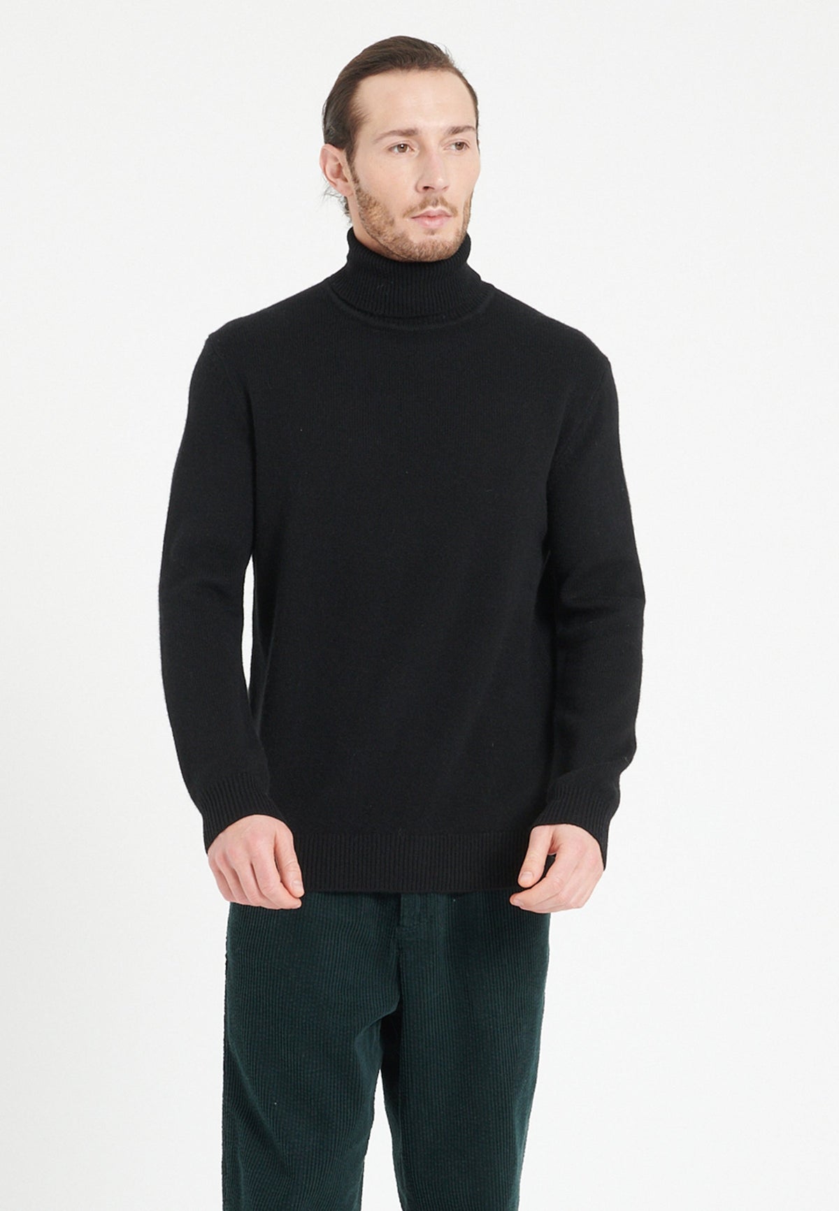Pull col roulé homme en cachemire 4 fils noir - LUKE 15