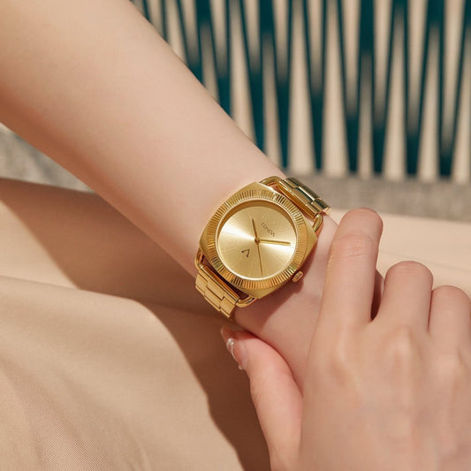 Trnda Women's Gold Stainless Steel Watch, Round Case | Trn-35.8g
