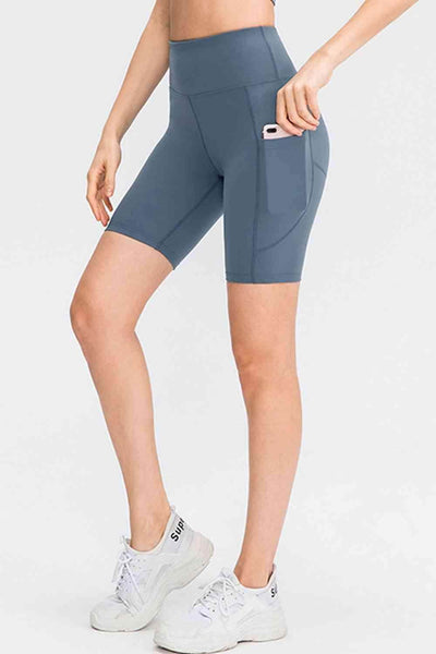 Wide Waistband Sports Shorts with Pockets for Active Wear