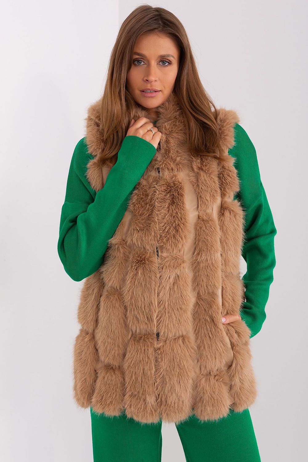 Gilet model 186718 AT