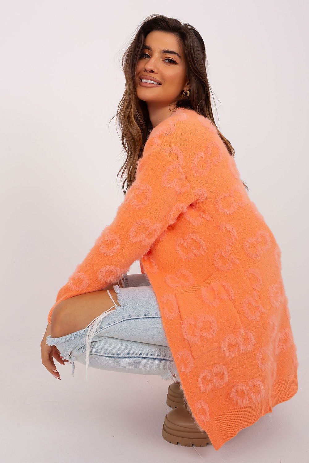 Cardigan model 187761 AT