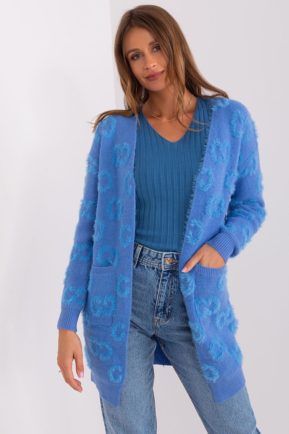 Cardigan model 187761 AT