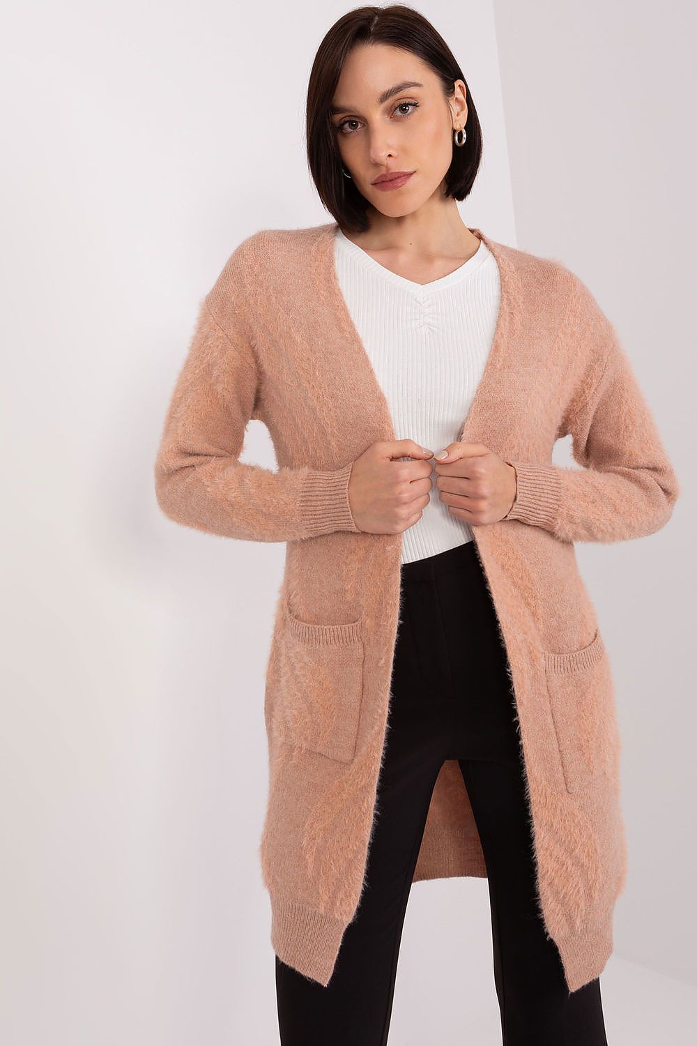 Cardigan model 188277 AT