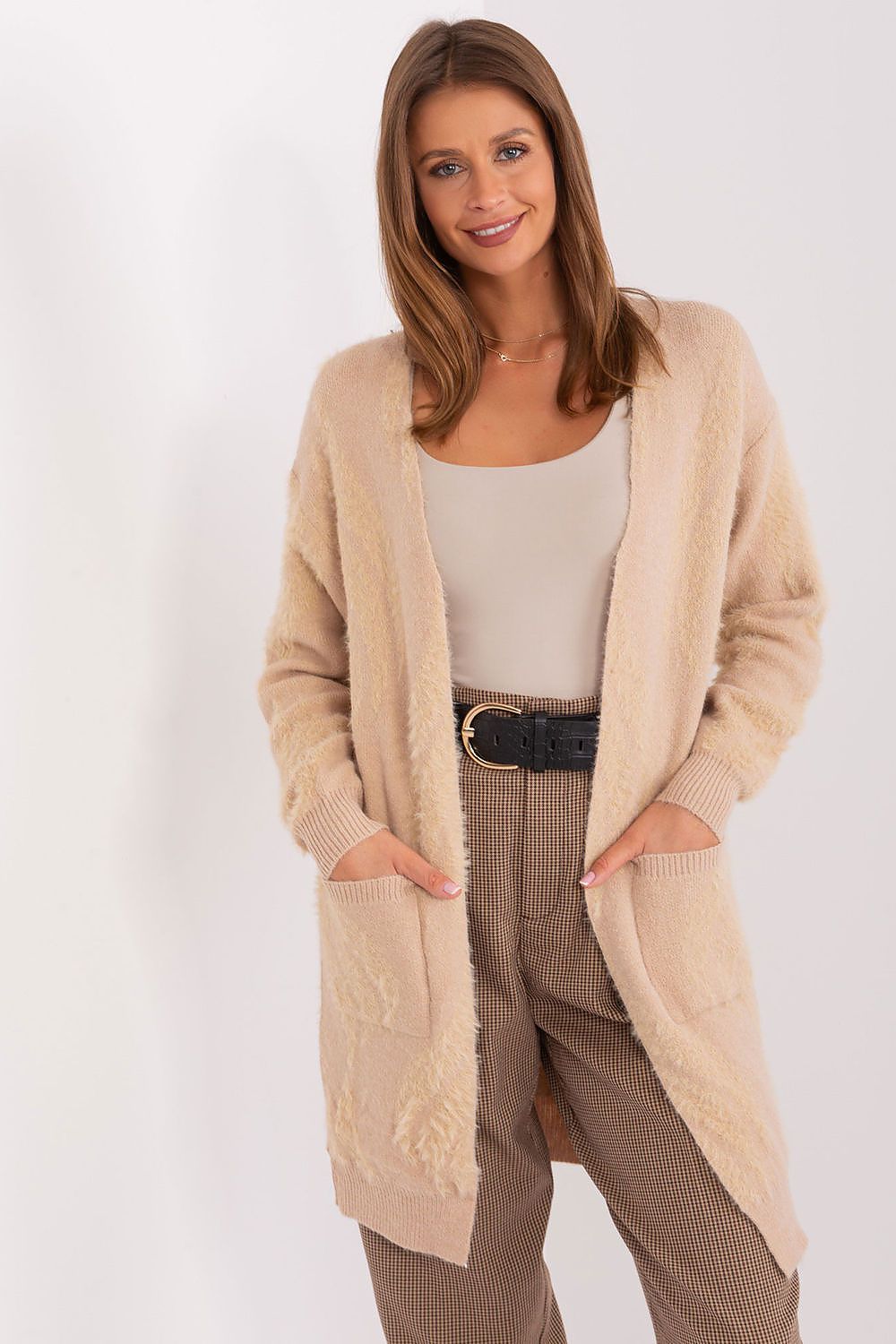 Cardigan model 188277 AT