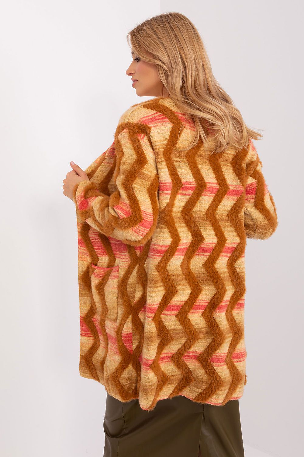 Cardigan model 188849 AT