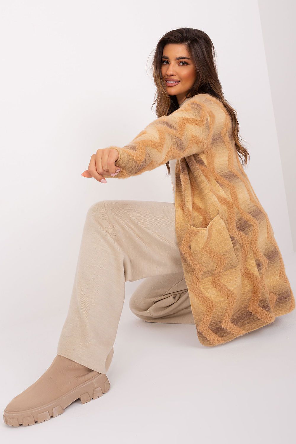 Cardigan model 188849 AT