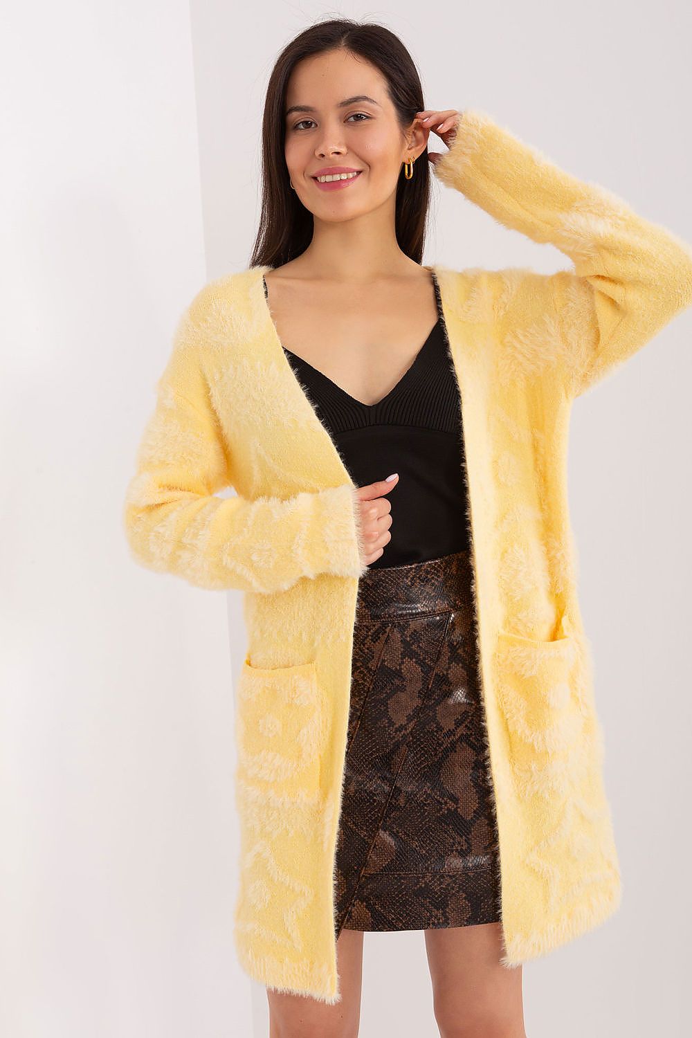 Cardigan model 189210 AT