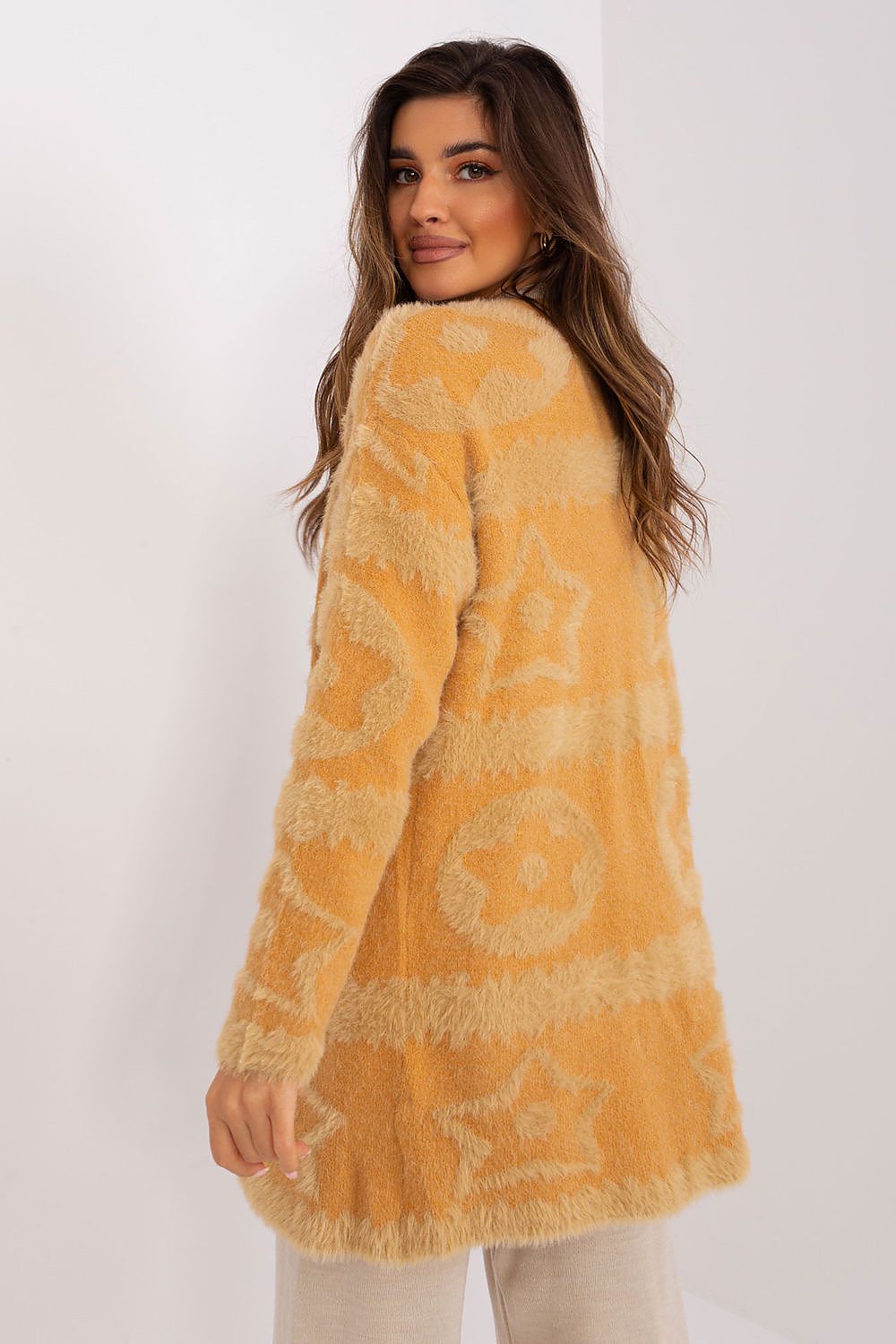 Cardigan model 189210 AT