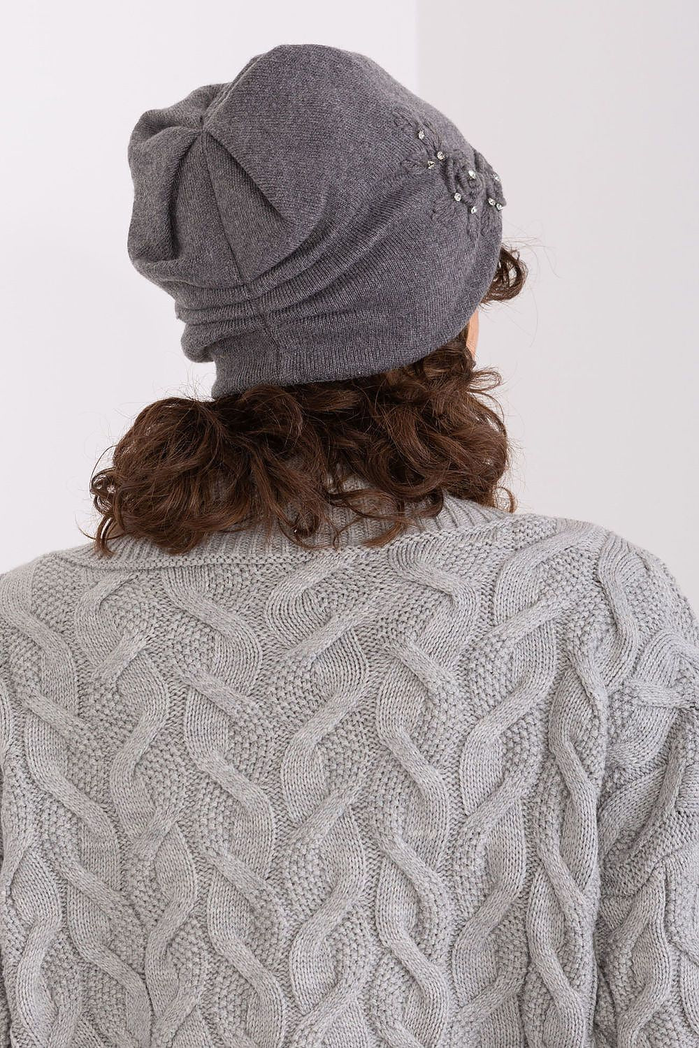 Bonnet model 187551 AT