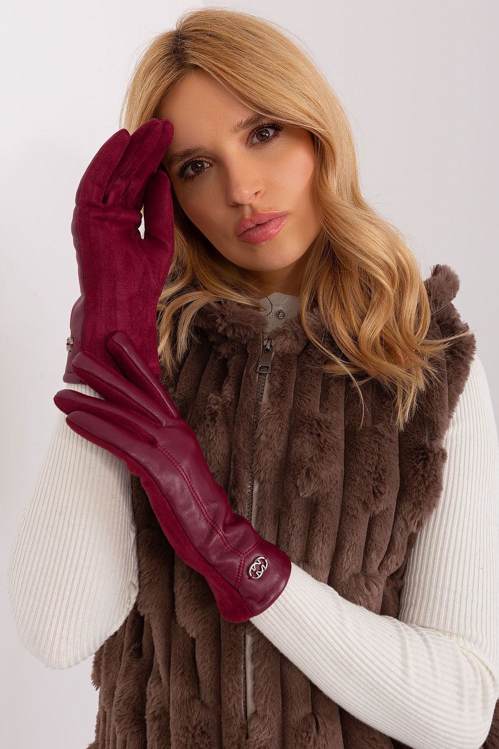 Gants model 190843 AT