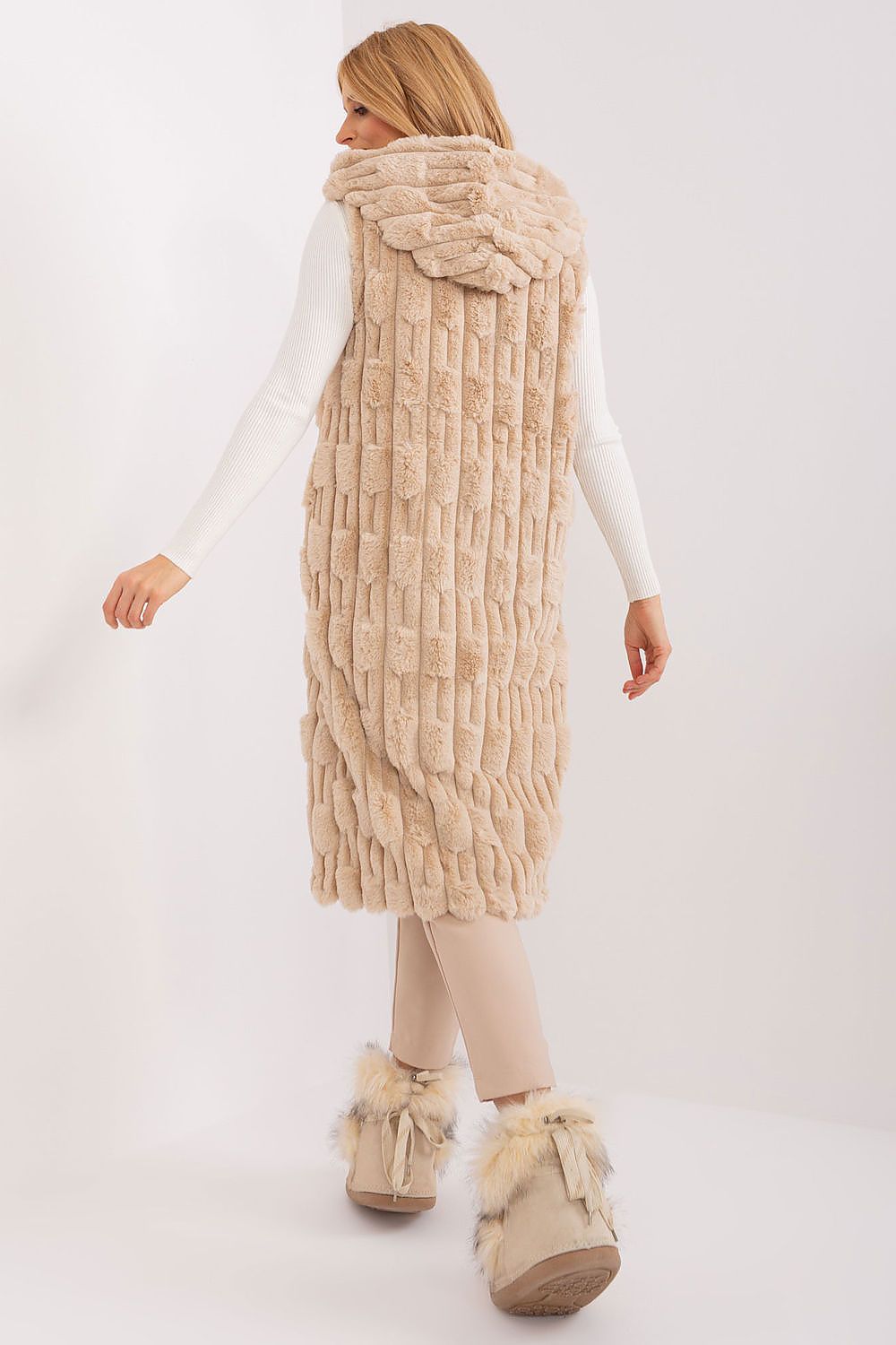 Gilet model 190864 AT