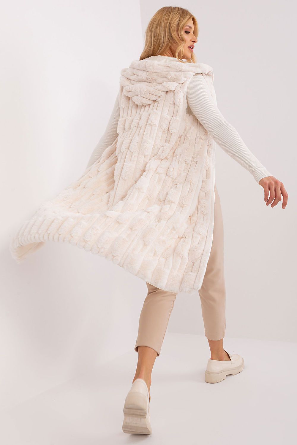 Gilet model 190864 AT