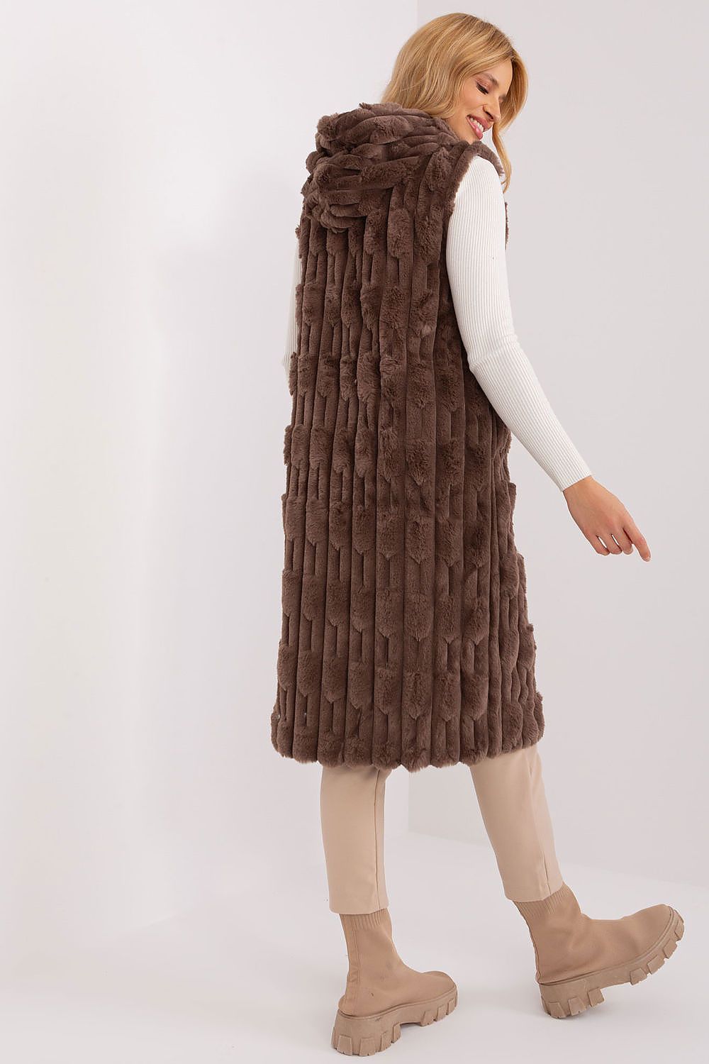 Gilet model 190864 AT