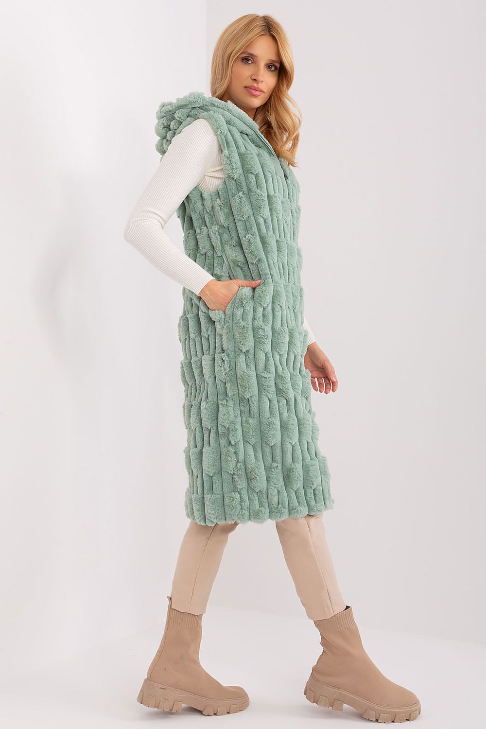 Gilet model 190864 AT
