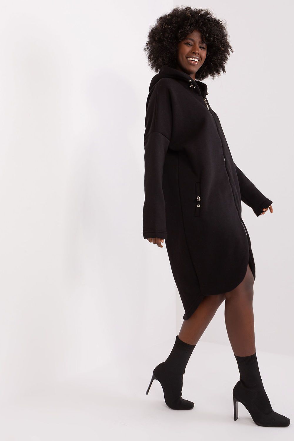 Sweatshirt model 191263 Relevance