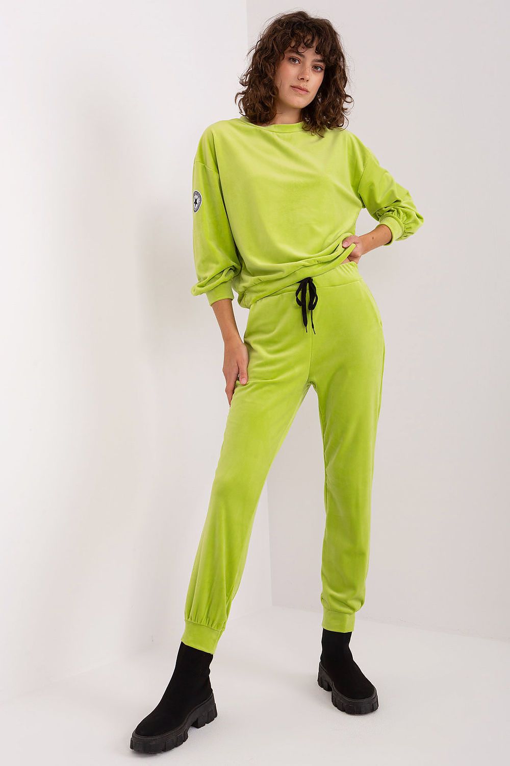 L`ensemble model 191738 Italy Moda