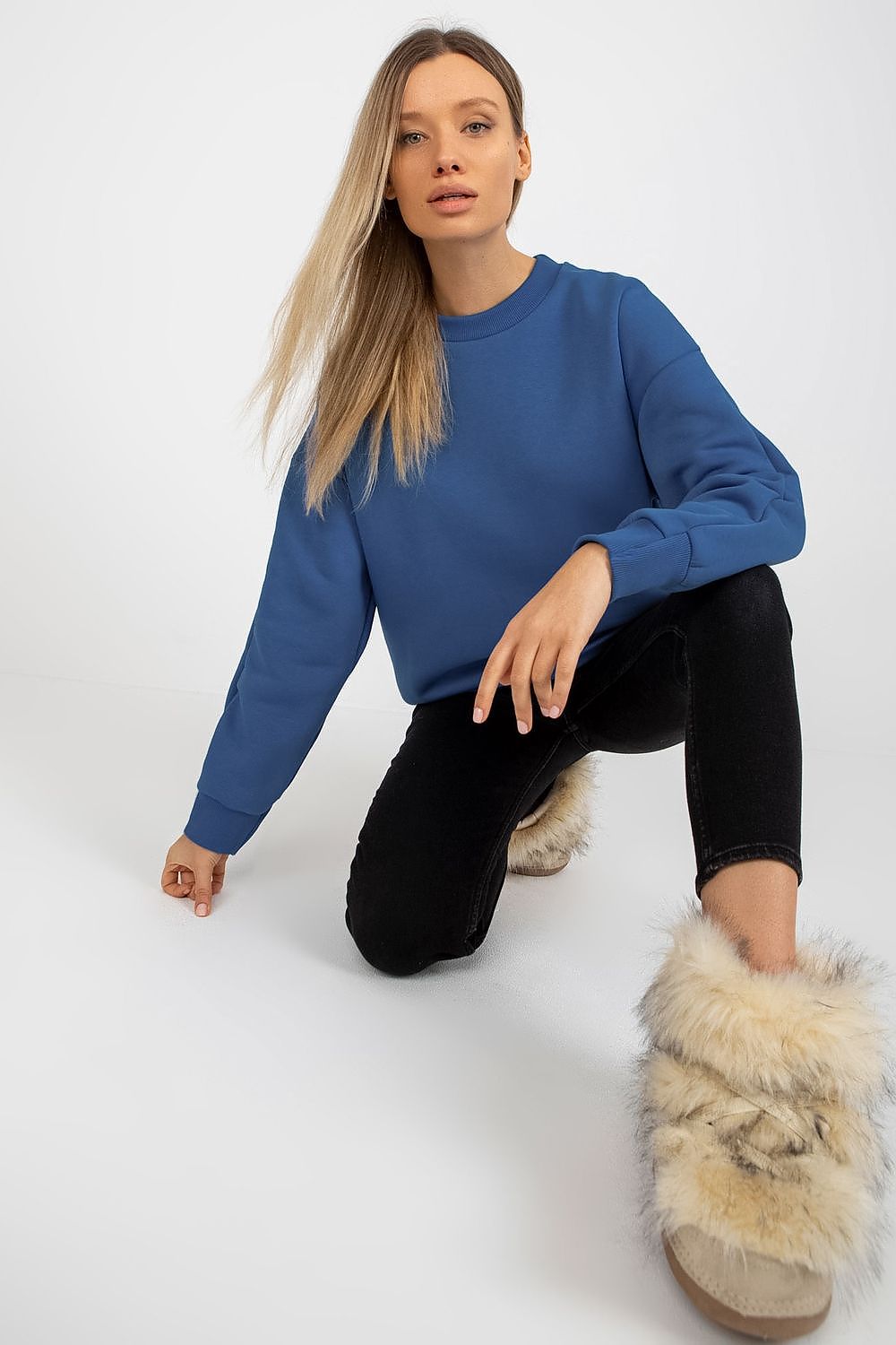 Sweatshirt model 191754 Relevance