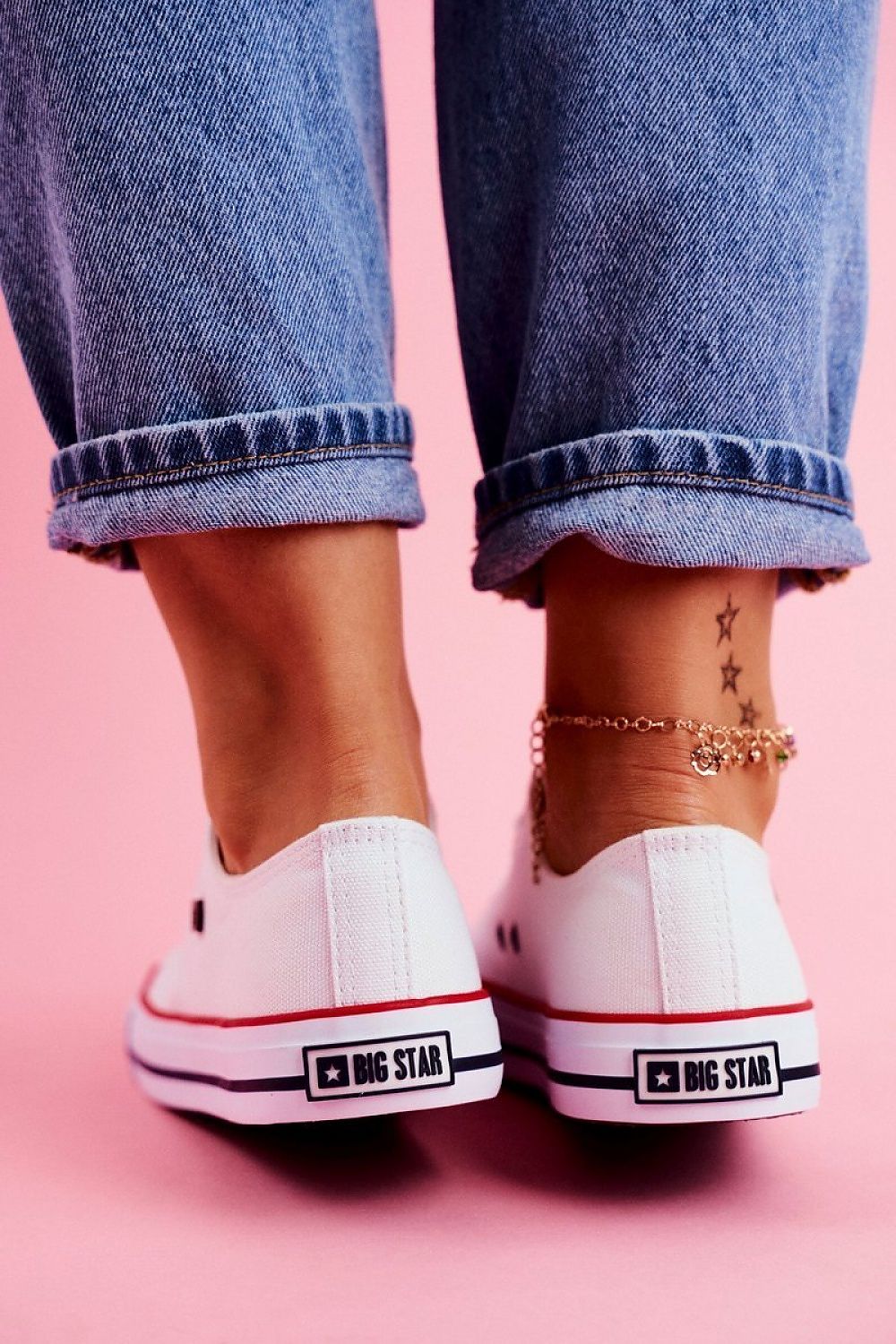 Baskets model 192308 Step in style