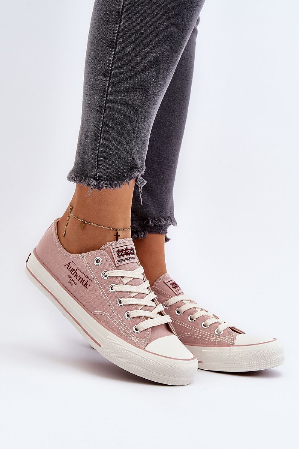 Baskets model 194989 Step in style