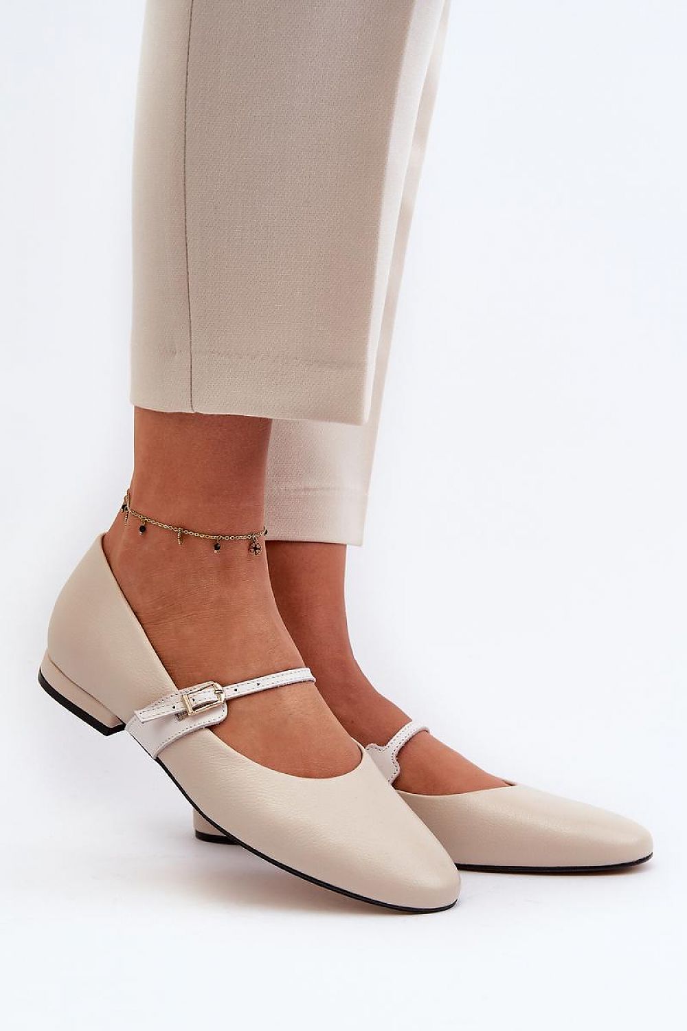  Ballerine model 195739 Step in style 