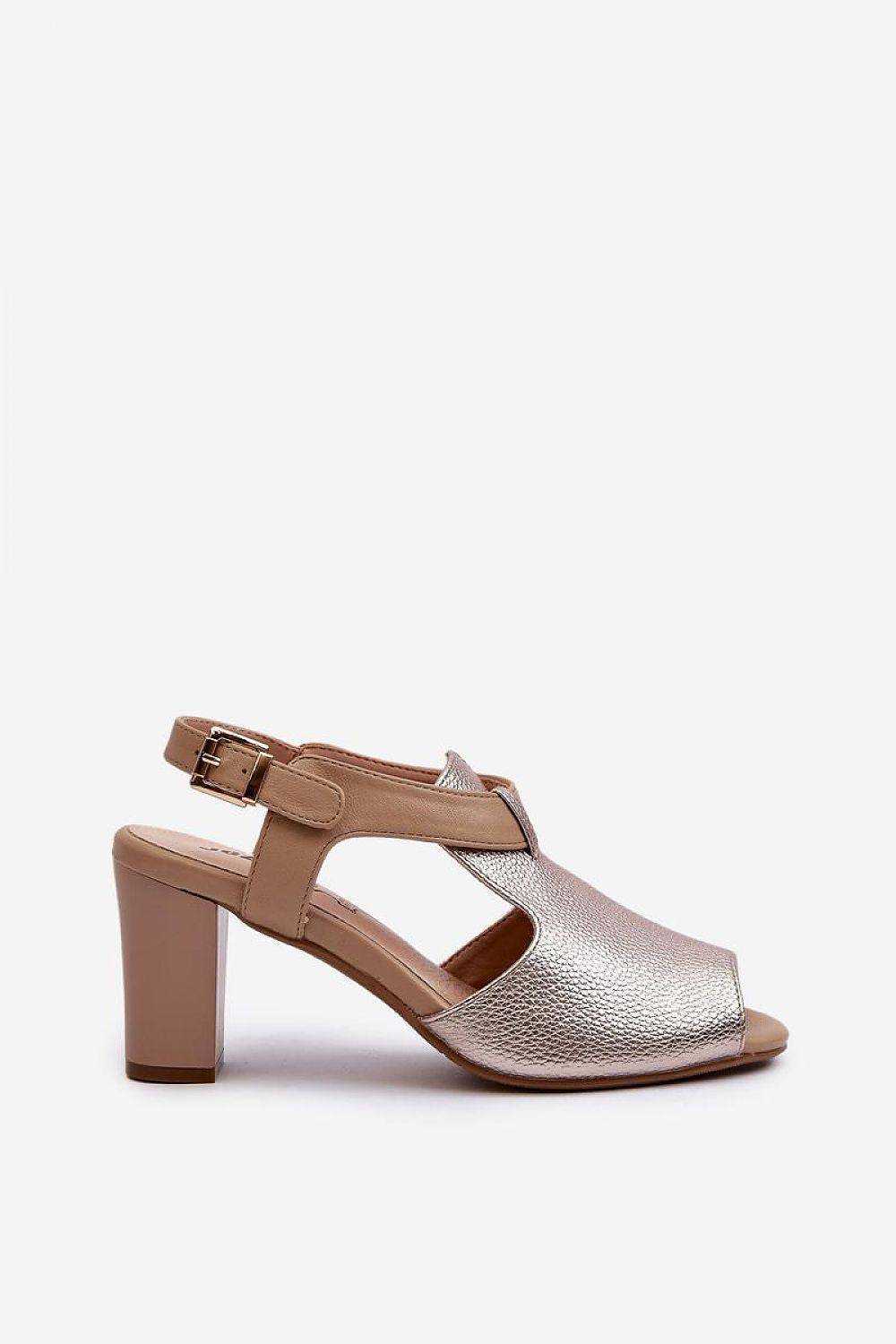 Clacquettes model 196230 Step in style