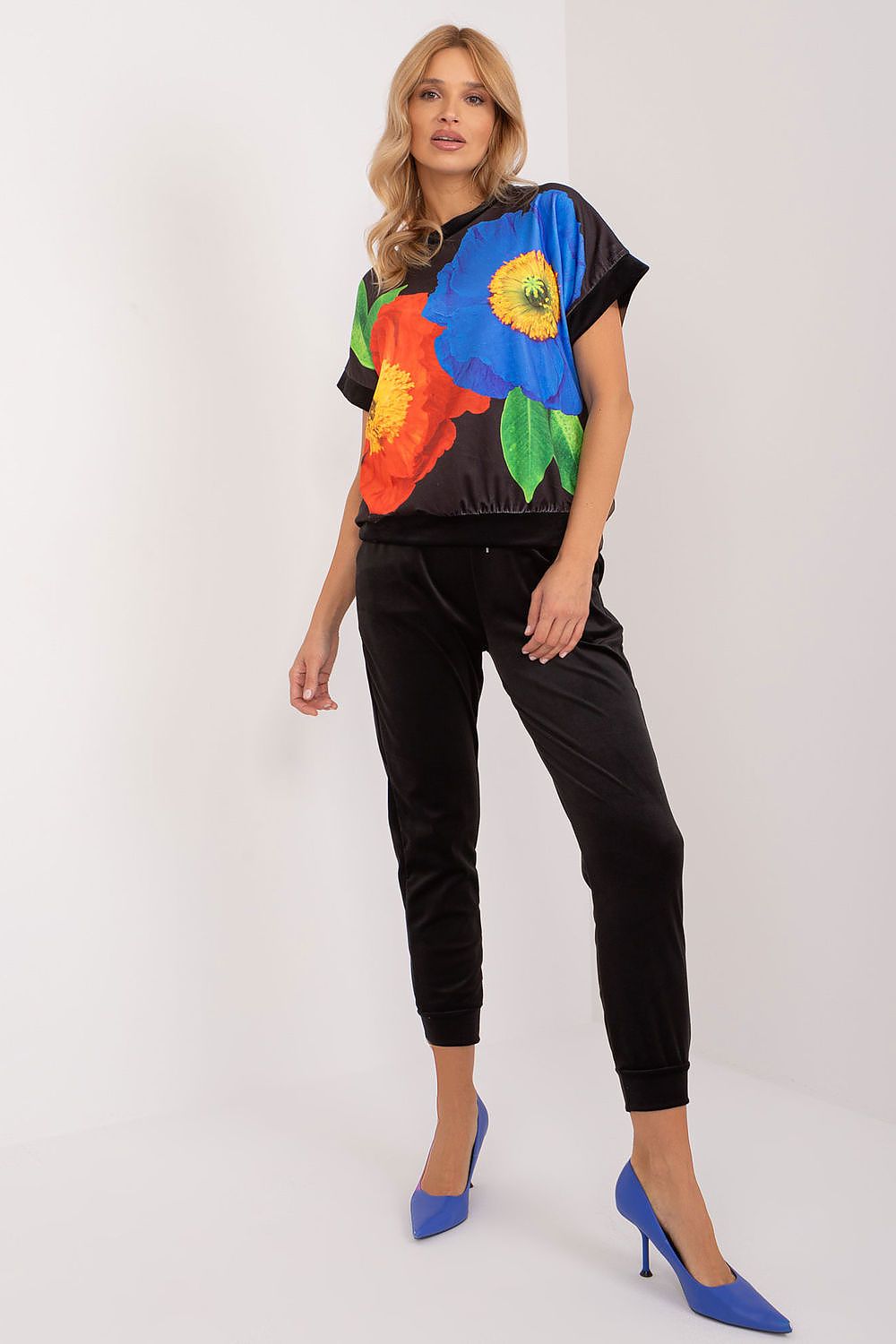 L`ensemble model 196776 Rue Paris