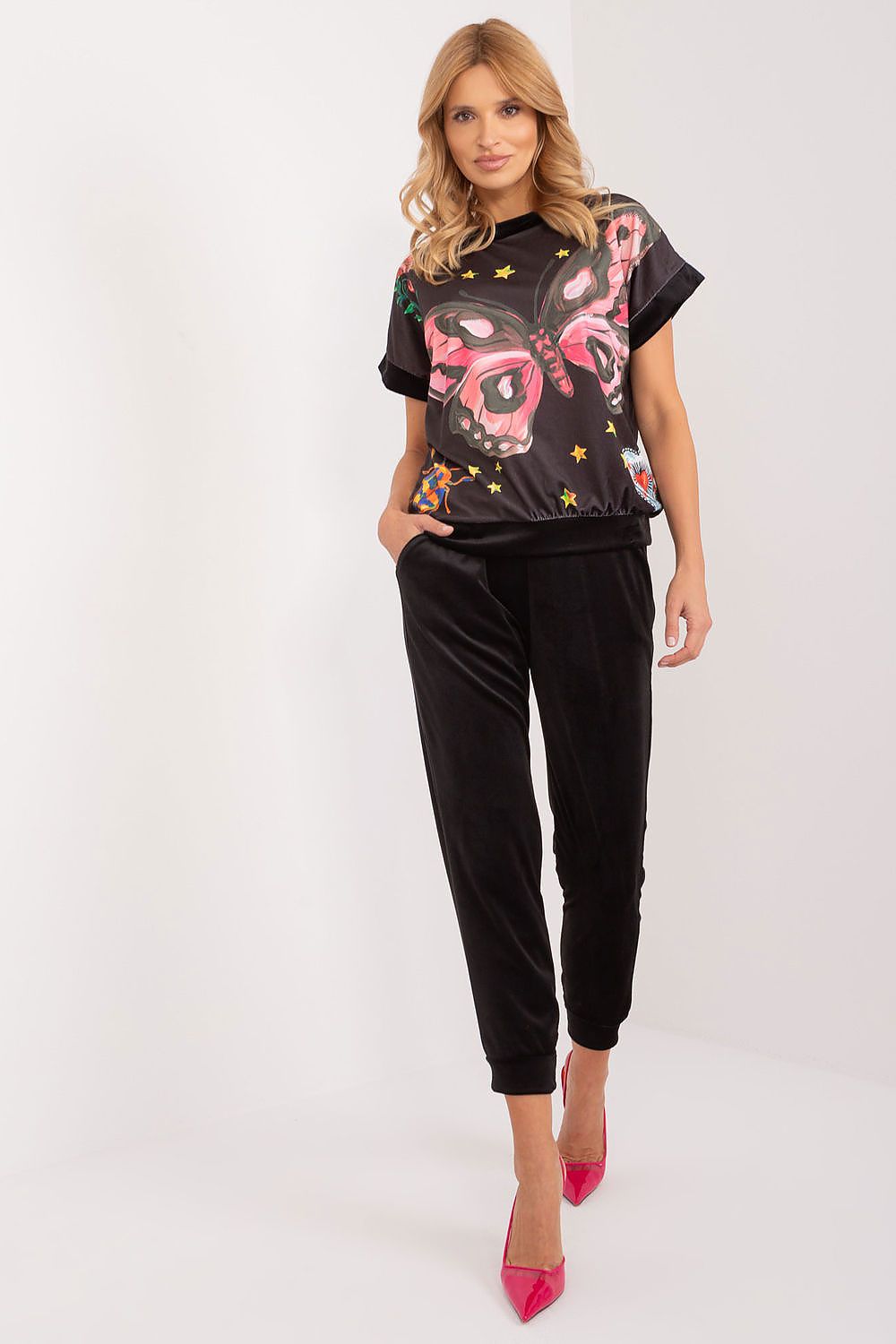 L`ensemble model 196776 Rue Paris