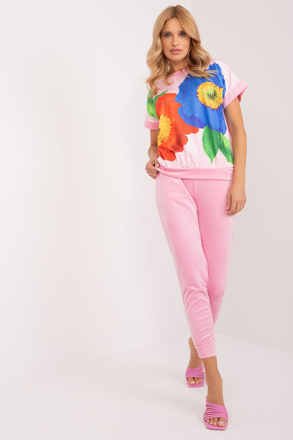 L`ensemble model 196776 Rue Paris