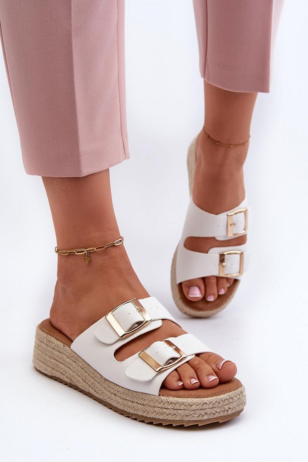 Cothurnes model 197419 Step in style