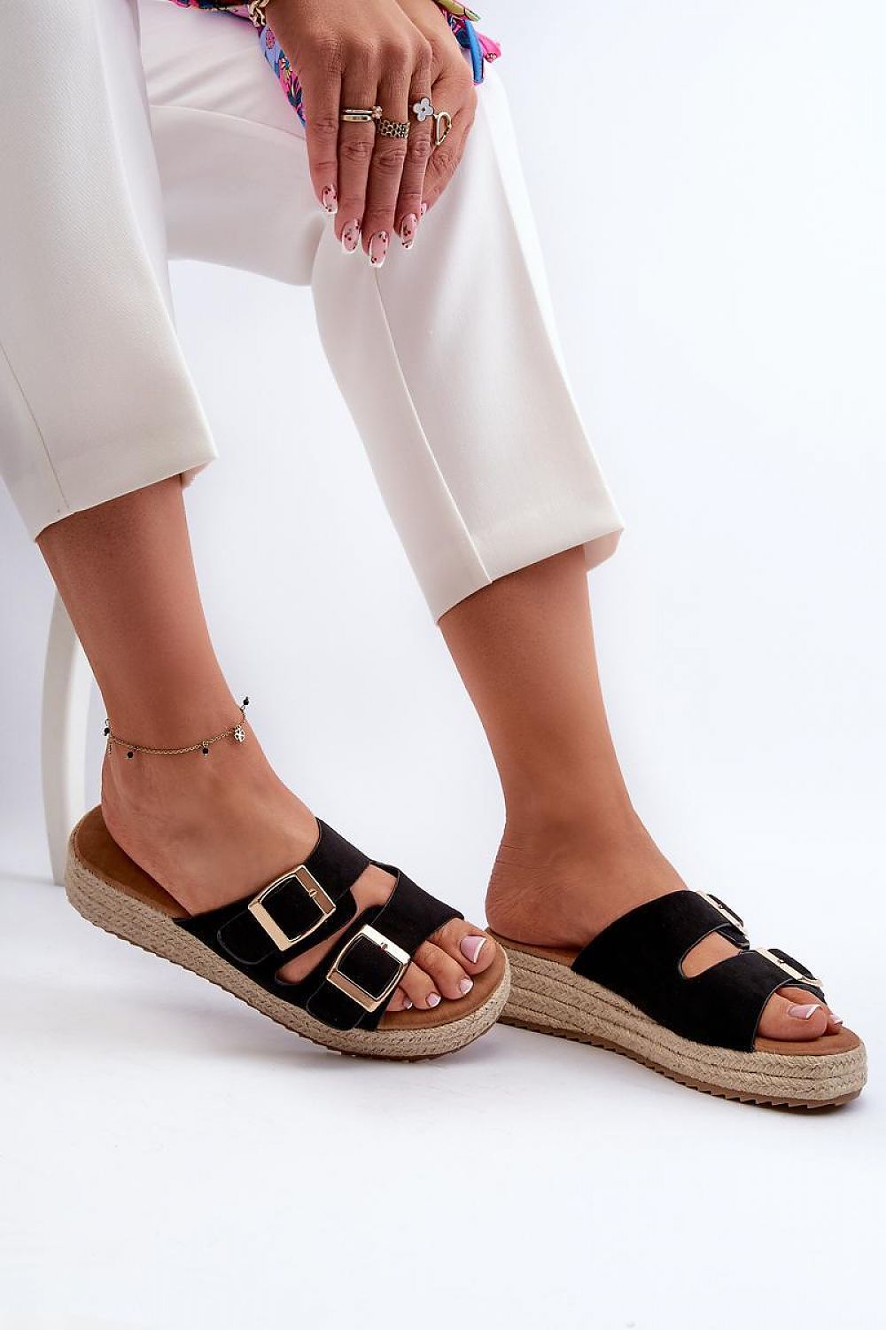 Cothurnes model 197419 Step in style