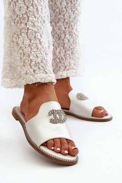  Clacquettes model 198612 Step in style 