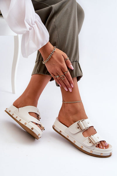  Clacquettes model 198774 Step in style 