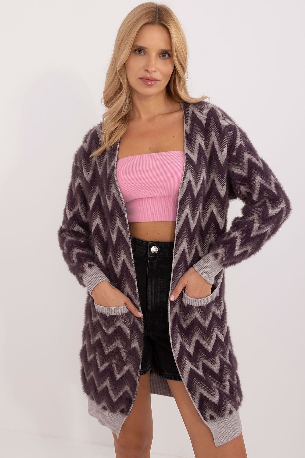 Cardigan model 199547 AT
