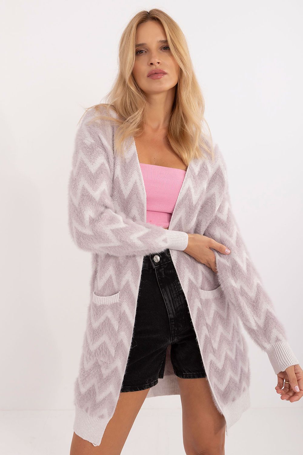 Cardigan model 199547 AT