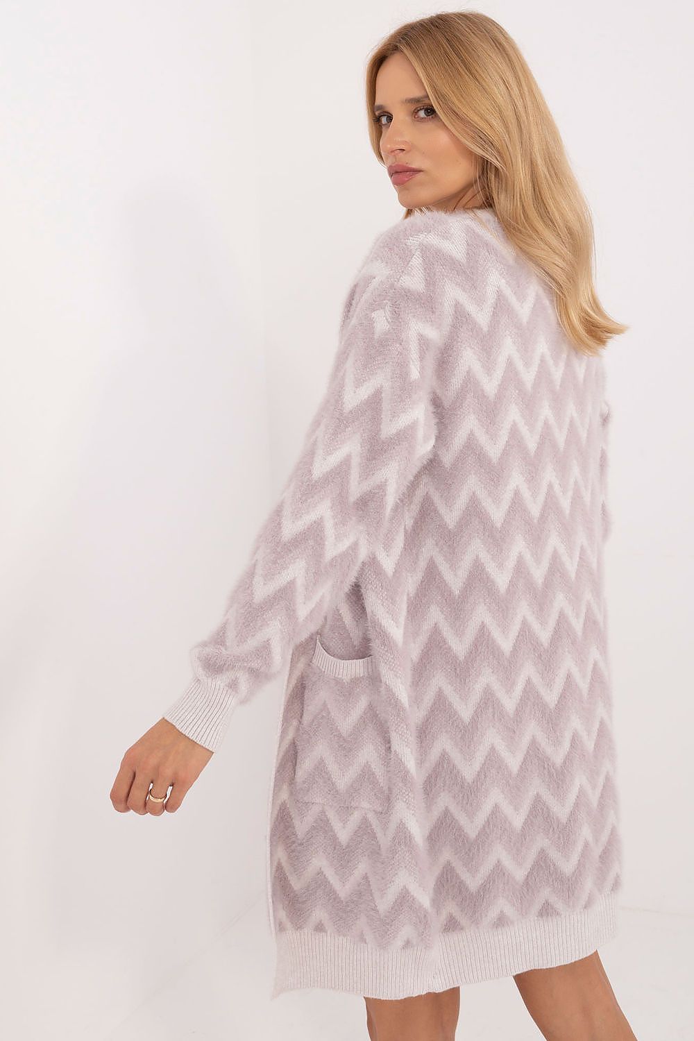 Cardigan model 199547 AT
