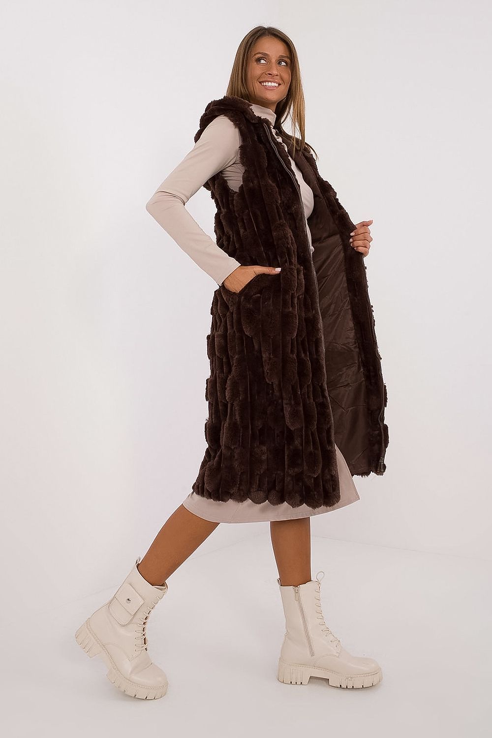 Gilet model 190864 AT