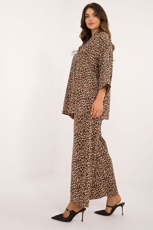  L`ensemble model 200217 Italy Moda 
